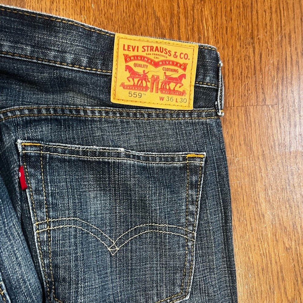 Men's Levi Jeans 36 x 39